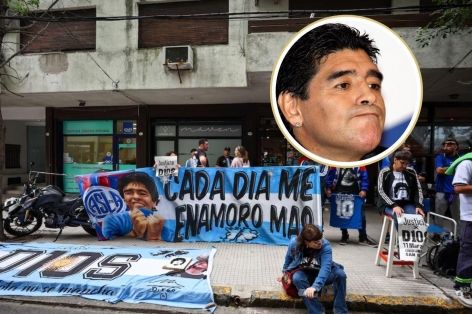 Chấn động bóng đá Argentina: Maradona bị hãm hại trước khi qua đời?