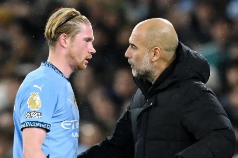 Gạch tên De Bruyne, Pep Guardiola chỉ thẳng cầu thủ chuyền bóng hay nhất
