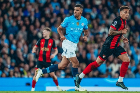 Man City thắng Bournemouth trong trận cầu 2 thẻ đỏ