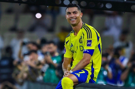 Ronaldo từ chối 400 triệu Euro, bến đỗ mới dần lộ diện