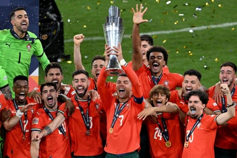 UEFA thốt lên 1 điều về Ronaldo và Bồ Đào Nha sau chức vô địch Nations League