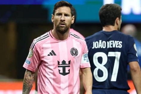 Thua 4 bàn, Messi nhận phản ứng từ Dembele và cầu thủ PSG