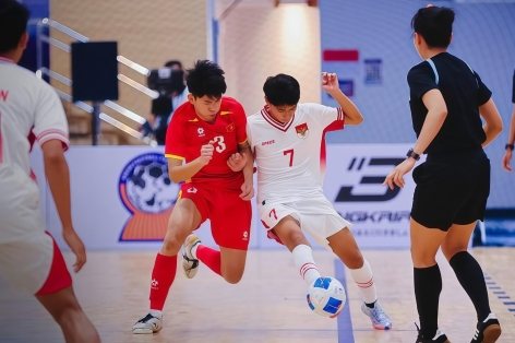 Việt Nam thoát thua ngoạn mục trước Indonesia ngay sau SEA Games