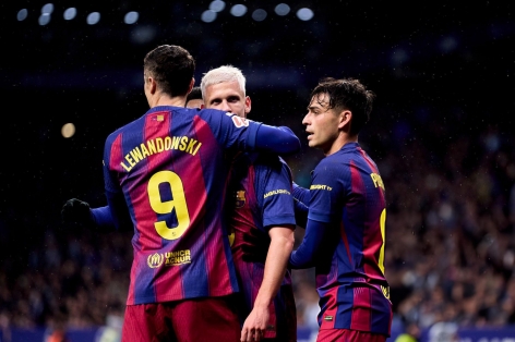 Barca tạo áp lực khổng lồ lên Real Madrid