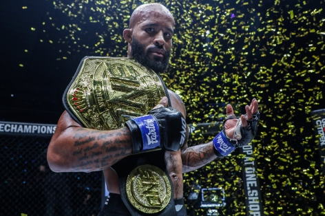 Demetrious Johnson chính thức giải nghệ, dấu chấm hết cho một kỷ nguyên