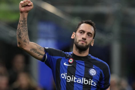 Inter nhận tin dữ: Hakan Calhanoglu lại chấn thương khi lên tuyển