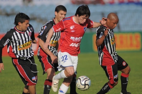 Nhận định Miramar Misiones vs Nacional: Một trời một vực