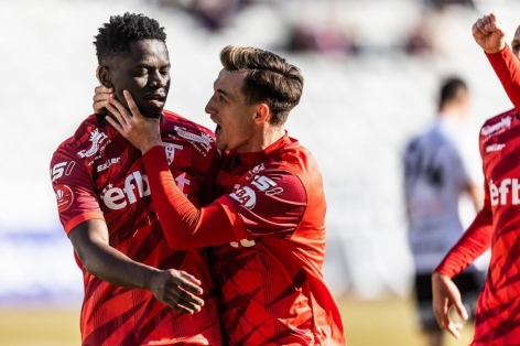 Nhận định UTA Arad vs Budapest: Dễ có trận hòa