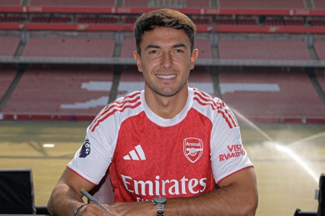 Arteta tin Zubimendi sẽ giúp Arsenal chơi bóng thông minh hơn