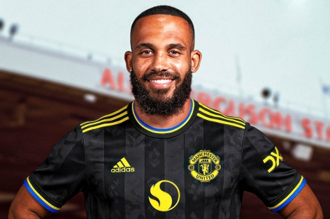 Tân binh MU khiến HLV Tottenham ngả mũ thán phục