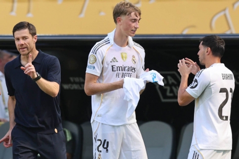 Real vùi dập đội hạng 2, Mbappe và Vinicius vẫn tịt ngòi