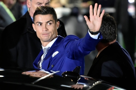 Rời nước Ý, Ronaldo và gia đình đã có mặt tại nơi cần đến