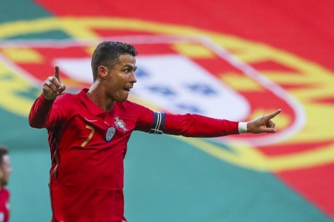 Ronaldo lập kỉ lục lịch sử, sẵn sàng hướng tới Euro 2021