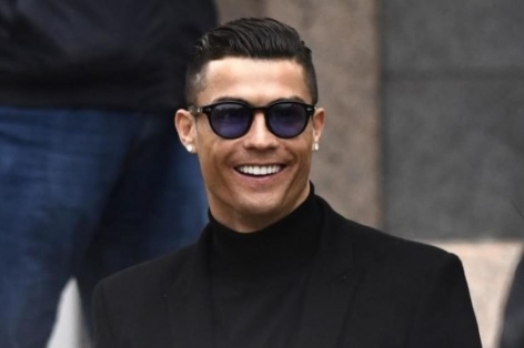 Ronaldo gật đầu, đại gia châu Âu đếm ngày công bố hợp đồng 2 năm