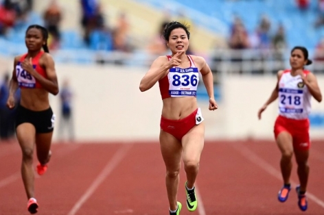 VIDEO: HCV 400m của Nguyễn Thị Huyền ở SEA Games 31