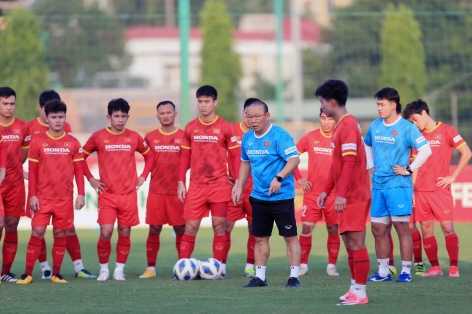 HLV Park ra 'chỉ thị đặc biệt' cho ĐT Việt Nam đấu Malaysia