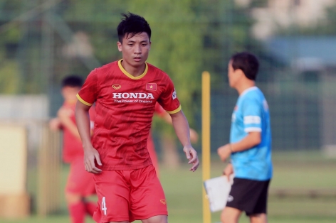 Trung vệ ĐT Việt Nam khẳng định không lo Indonesia chơi thô bạo