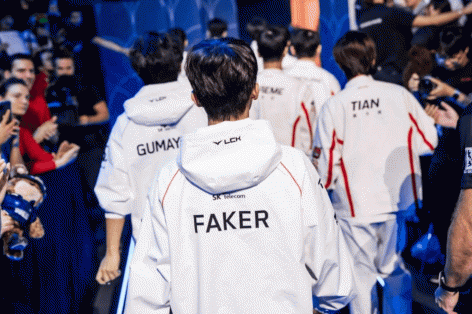 Faker khiến Riot 'méo mặt' vì hành động đặc biệt