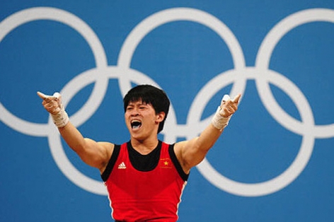 Lực sĩ Việt Nam nhận huy chương Olympic sau 9 năm