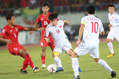 Tiền vệ Lào cảnh báo ĐT Việt Nam 'coi chừng' tại AFF Cup