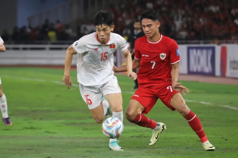 HLV Shin Tae Yong khen sao trẻ Indonesia có thể đạt đẳng cấp Son Heung Min