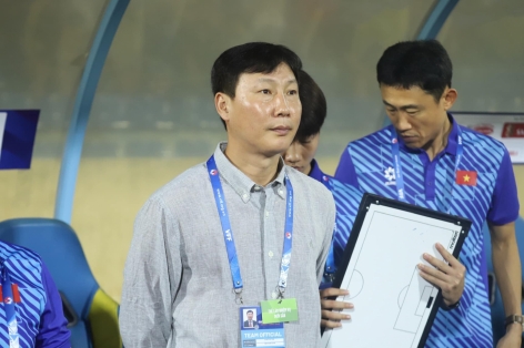 HLV Kim Sang Sik nhận xét thẳng về ĐT Việt Nam trước AFF Cup