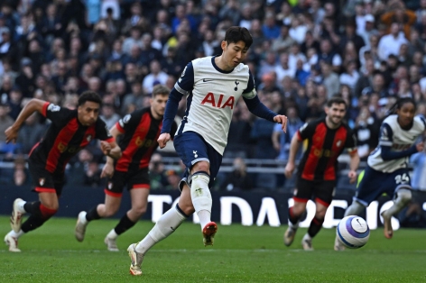 Tottenham thoát hiểm trên nhà, hòa hú vía Bournemouth