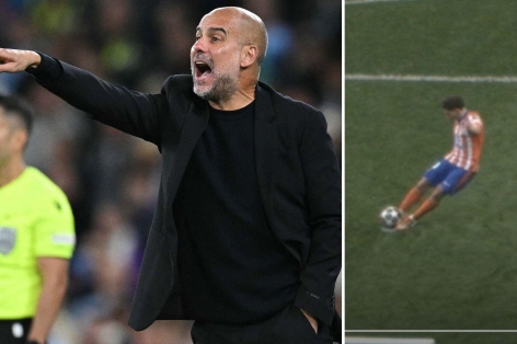 Pep Guardiola bất ngờ lên tiếng về pha đá pen của Julian Alvarez