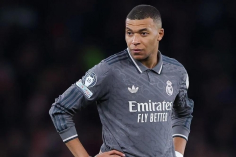 CĐV PSG cảm ơn Mbappe giúp đội nhà vào chung kết C1