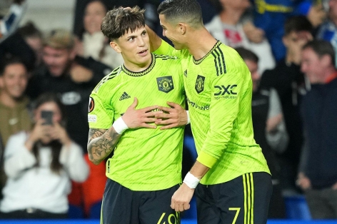 Rời MU, Garnacho sát cánh cùng Ronaldo ở bến đỗ bất ngờ