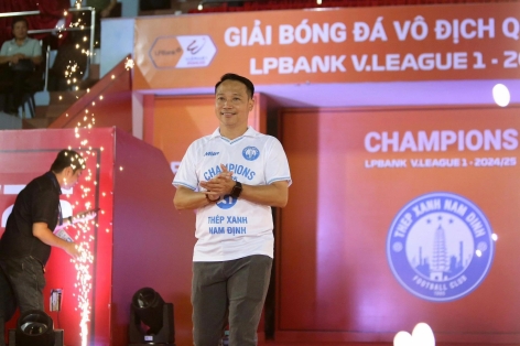 HLV Nam Định đã tính toán cho mùa giải mới