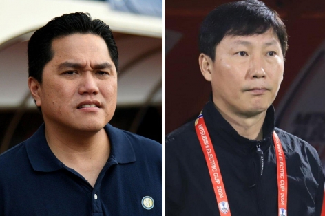 Chủ tịch PSSI chỉ trích thẳng HLV Kim Sang Sik về vụ rải chai nước