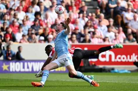 Trực tiếp Man City 1-0 Brentford: Chủ nhà vươn lên dẫn trước