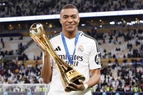 Kylian Mbappe vô địch World Cup, tạo cột mốc vàng son