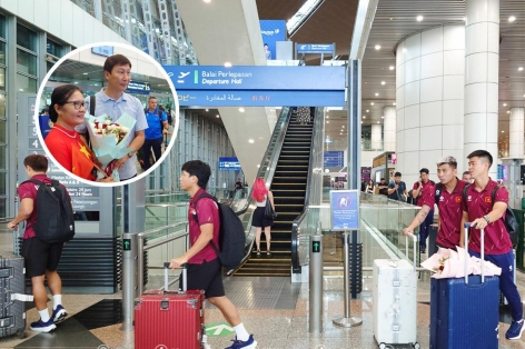 ĐT Việt Nam nhận 'doping tinh thần' tại Malaysia