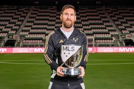 Vừa trở lại MLS, Messi lập tức nhận danh hiệu