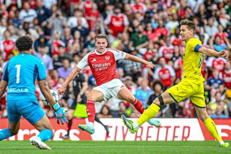 Arsenal sẽ phải “nhảy” theo điệu của Viktor Gyokeres