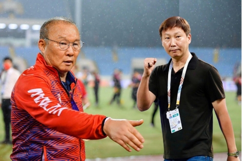 Báo Hàn Quốc: 'HLV Kim Sang Sik hơn Park Hang Seo, làm được điều không tưởng'