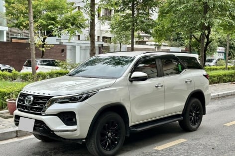 Toyota Fortuner 2022 2.7 AT khấu hao ra sao sau 2 năm lăn bánh?