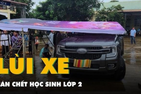 Phụ huynh chủ quan lùi xe trong sân trường, vô tình cán học sinh tử vong tại chỗ