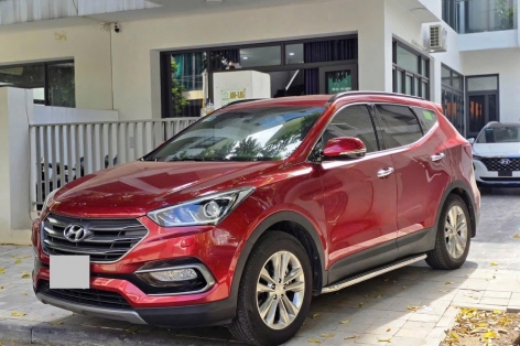 Bất ngờ với mức giá rao bán của Hyundai SantaFe 2018 chỉ ngang Toyota Vios sau 6 năm sử dụng