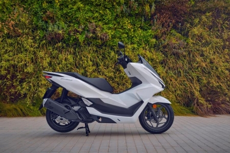 Honda PCX 125 2025 ra mắt tại EICMA 2024: Thiết kế mới, công nghệ hiện đại, tăng thêm tiện ích