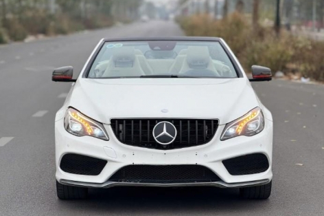 Mercedes-Benz E 400 AMG Cabriolet 2015: 'Xe chơi' hiếm hoi được rao bán với giá hấp dẫn