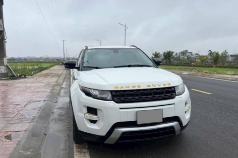 Bất ngờ mức giá rao bán của Range Rover Evoque 2012 sau 13 năm sử dụng