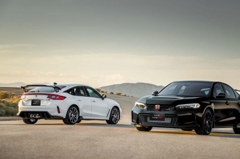 Sedan hiệu suất cao Honda Civic Type R bất ngờ tăng giá mạnh, chạm ngưỡng 3 tỷ đồng