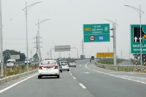 Vi phạm tốc độ tối thiểu trên cao tốc: Hiểm họa tiềm ẩn từ thói quen tưởng chừng vô hại