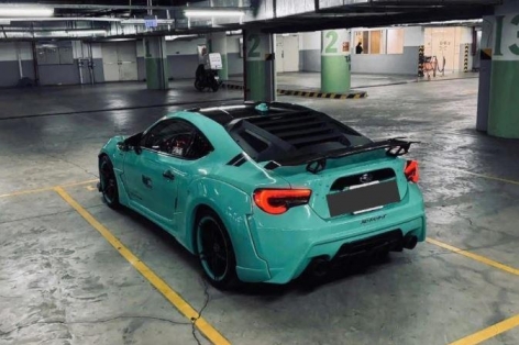 Subaru BRZ 2012 độ “khủng” rao bán 839 triệu: Tuổi đời hơn một thập kỷ, mất giá hơn 1,3 tỷ đồng