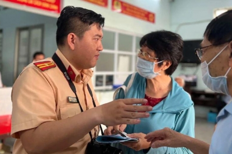 Đổi mới thủ tục mua bán xe tại Thành phố Hồ Chí Minh: Nhanh gọn, không cần công chứng