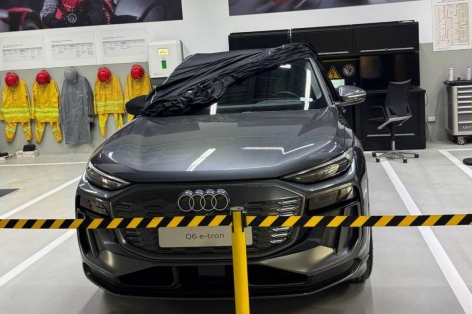 Audi Q6 e-tron bất ngờ xuất hiện tại Việt Nam, sẵn sàng gia nhập đường đua SUV điện hạng sang