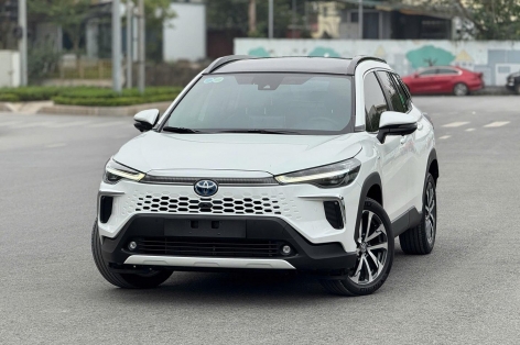Tháng 5 nhiều biến động tại Toyota: SUV hạng sang bán vượt kỳ vọng, sedan bình dân lên ngôi,